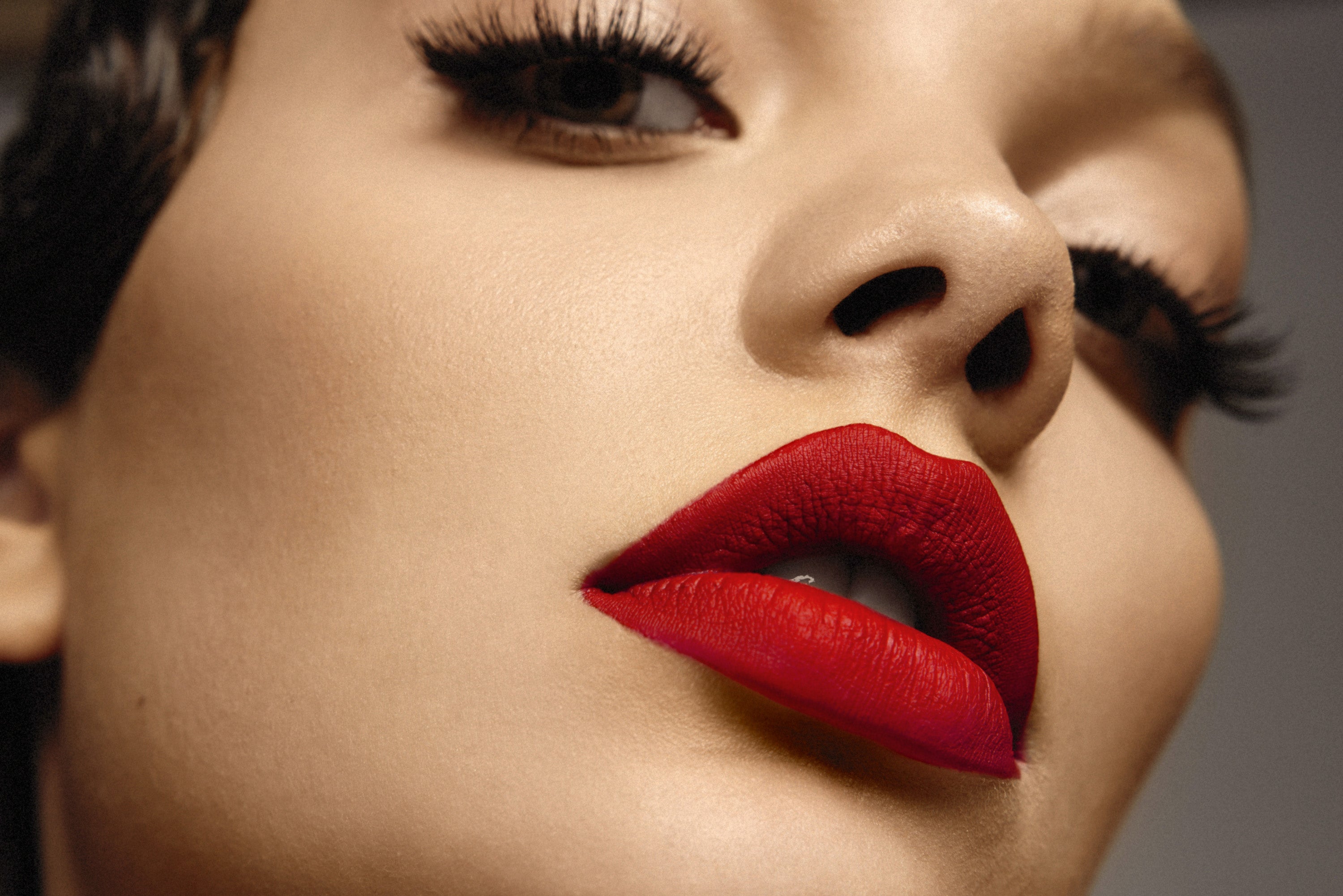 JOSÉPHINE LIP/POWER: Matte Liquid Lipstick